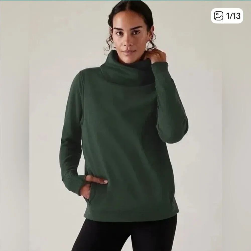 Athleta Cozy Karma Twist Neck Sweatshirt Seaweed Green Womens XS